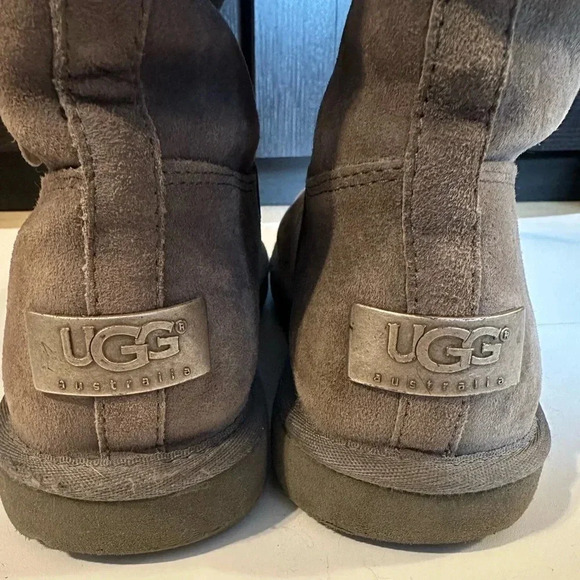 UGG Australia | 5163 Upside Shadow Grey Suede Lace up Boots | woman's size 8 - Picture 7 of 8